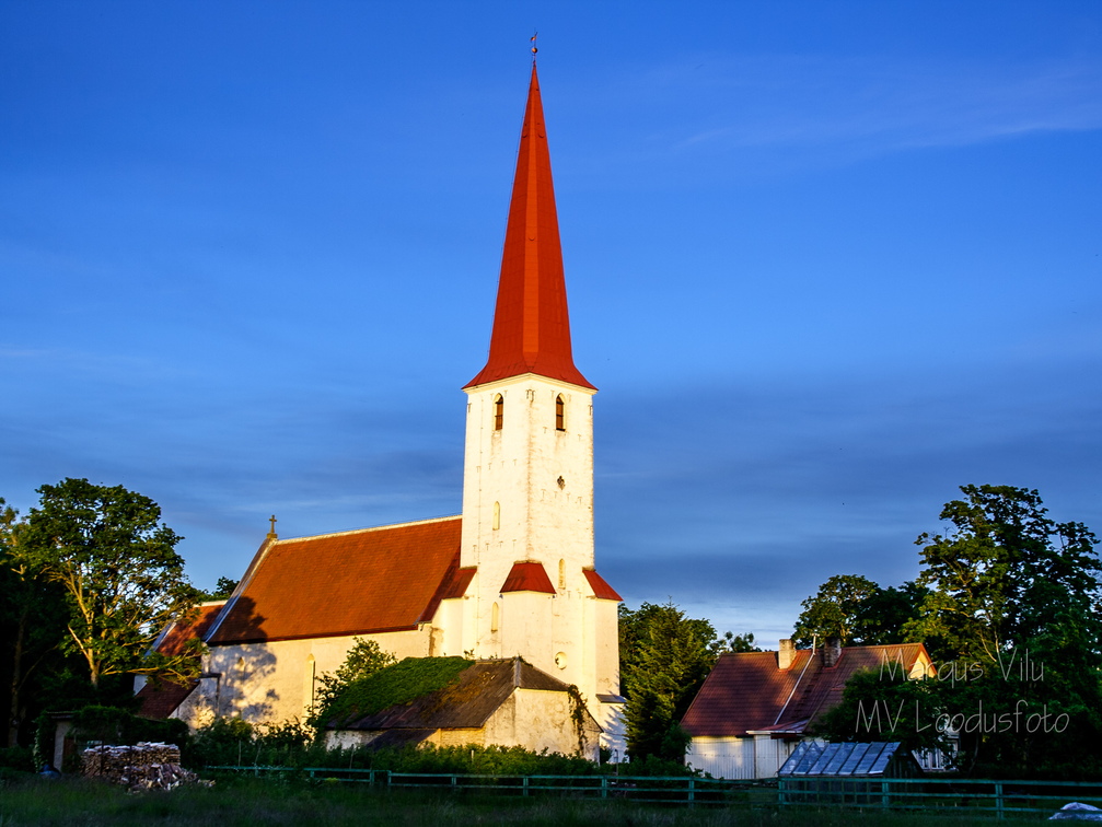  Kihelkonna kirik